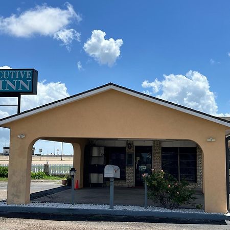 Executive Inn Robstown Exterior photo